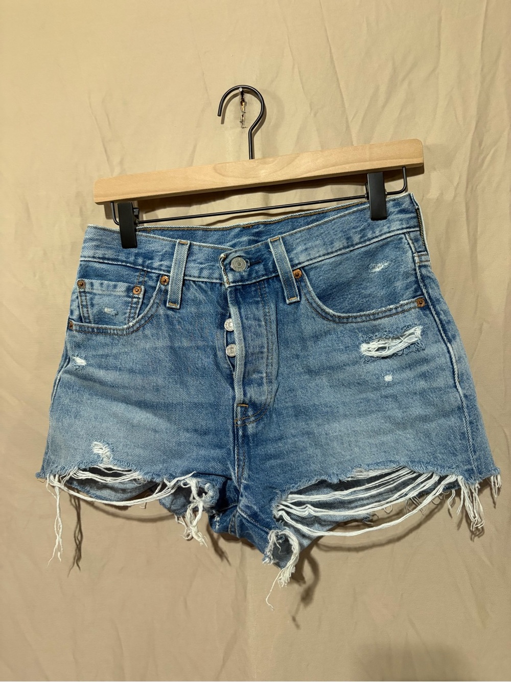 Levi’s shorts
